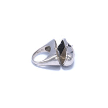 Load image into Gallery viewer, Capsule Crystal Ring - Sterling Silver