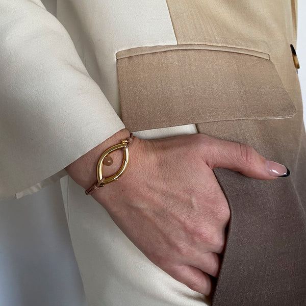 Pantone Collaboration Cord Eye Bracelet - Gold - Mocha Mousse