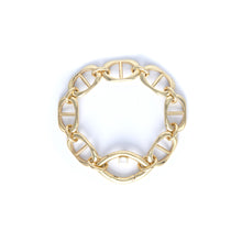 Load image into Gallery viewer, Eye Opener Capsule Link Bracelet - 18kt Gold-plated