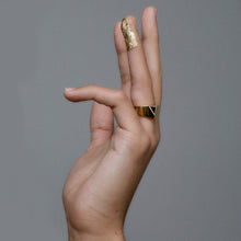Load image into Gallery viewer, Jewel Beneath Signet Ring - Black Onyx, 24ct Gold Vermeil