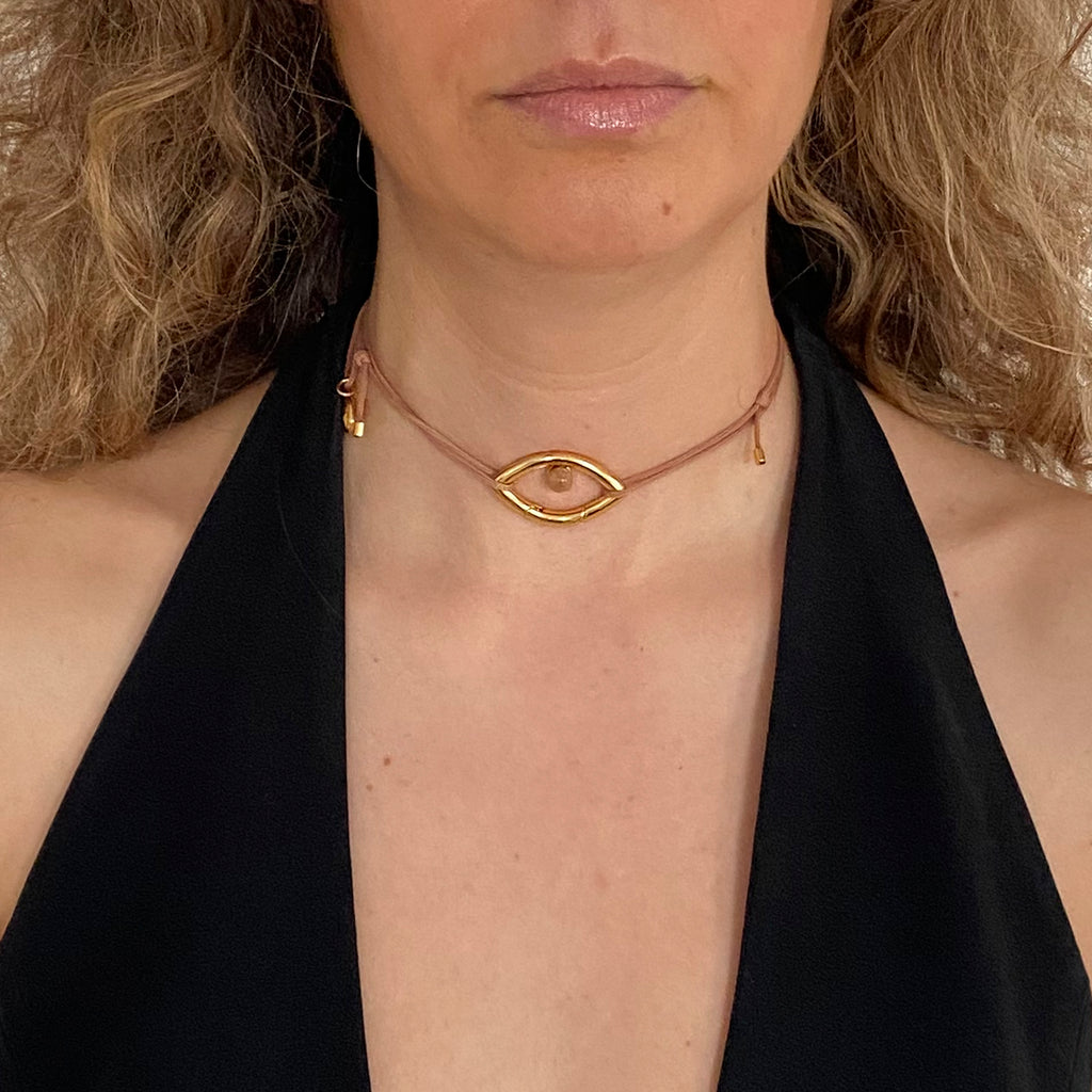 Pantone Collaboration Cord Eye Necklace  - Gold - Mocha Mousse