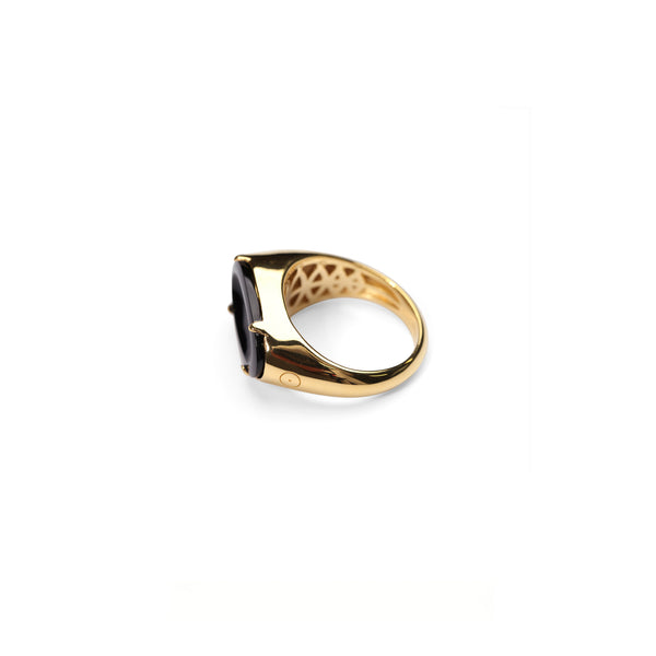 Worry Stone Onyx Signet Ring - 18kt recycled gold - made to order